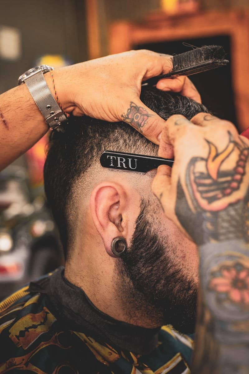 Bolu berber Mehmet Kızıloğlu Hair Studio'da profesyonel erkek saç kesimi
